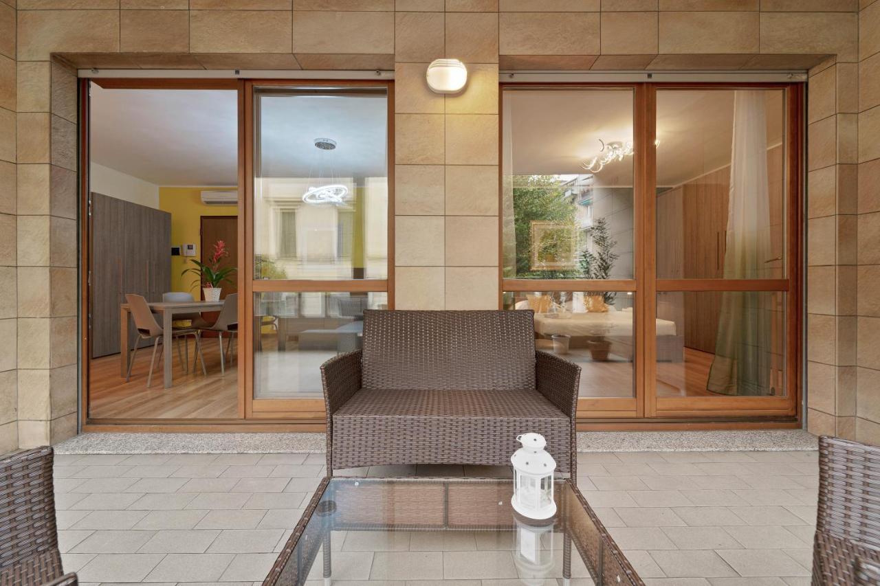 Best Way Rent - Appartamento Con Terrazzo Zona Sempione Мілан Екстер'єр фото