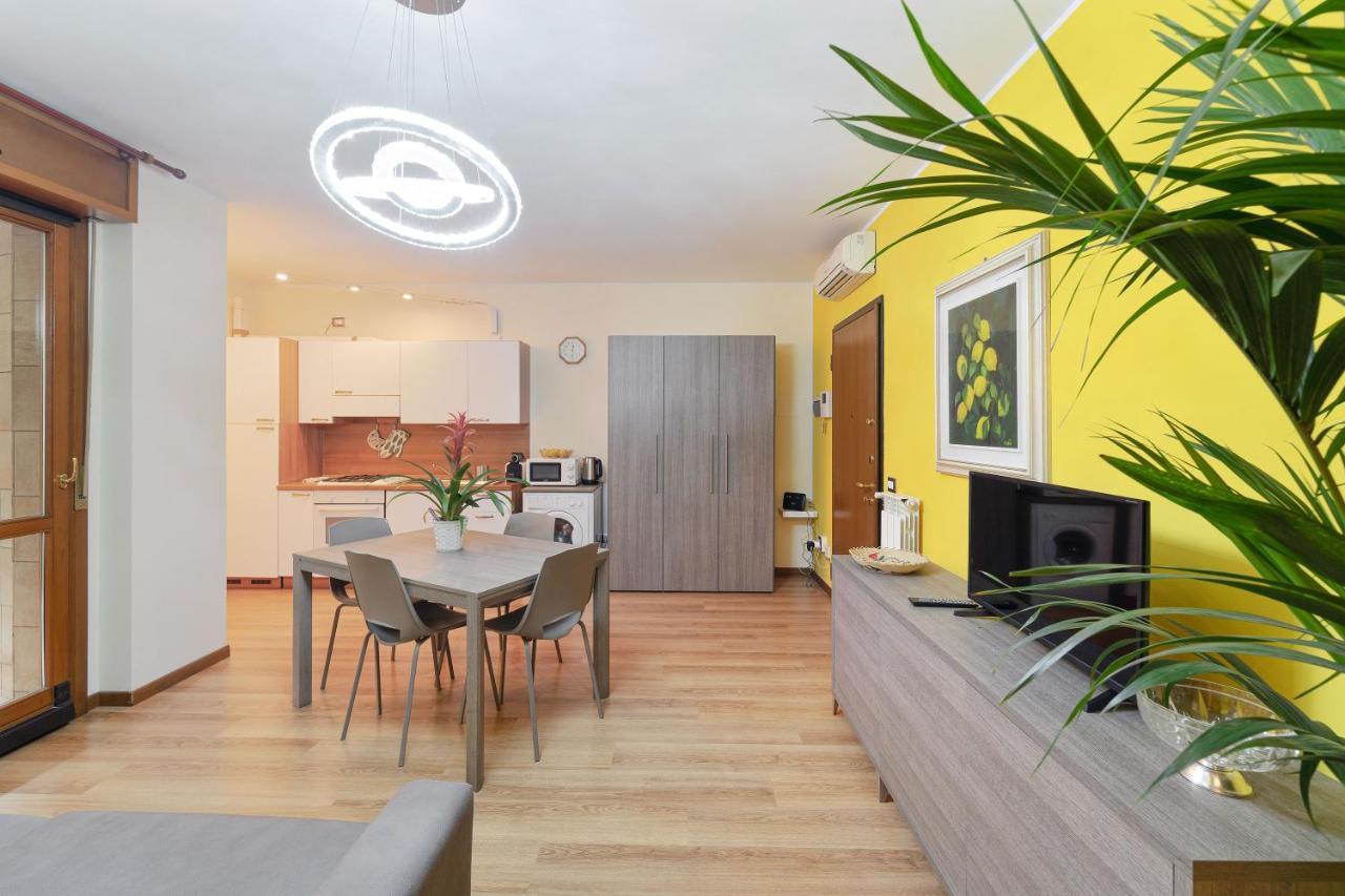 Best Way Rent - Appartamento Con Terrazzo Zona Sempione Мілан Екстер'єр фото